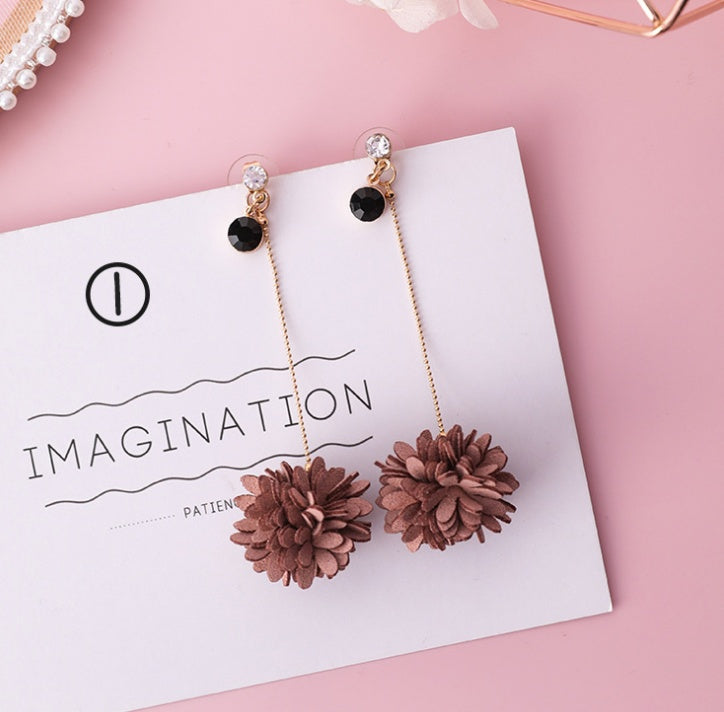 Boucles d’Oreilles “Fleur de Charme” – Élégance Florale & Tendance Coréenne