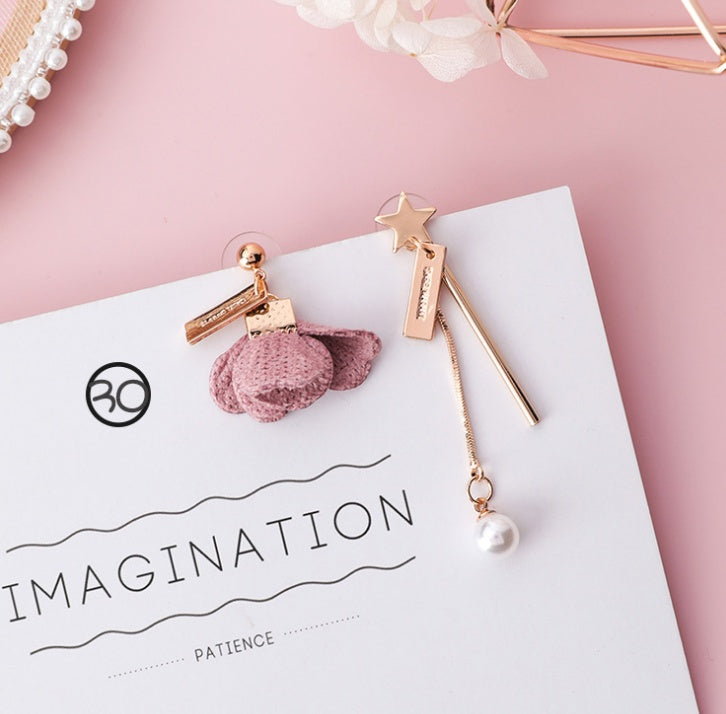 Boucles d’Oreilles “Fleur de Charme” – Élégance Florale & Tendance Coréenne