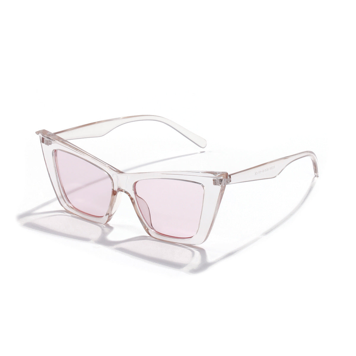 Lunettes “Triangle Cat Eye” – Look Féroce & Tendance Féminine