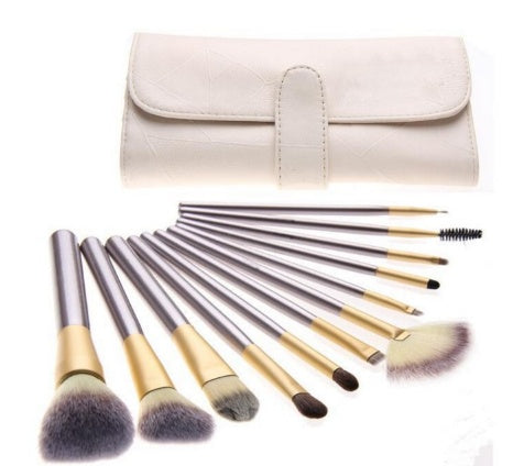 Set de Pinceaux de Maquillage avec Pochette – Élégance et Précision