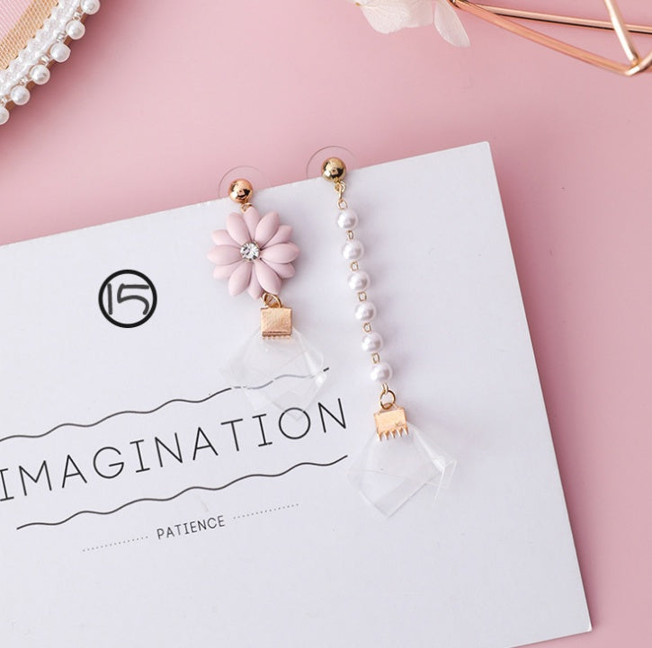 Boucles d’Oreilles “Fleur de Charme” – Élégance Florale & Tendance Coréenne