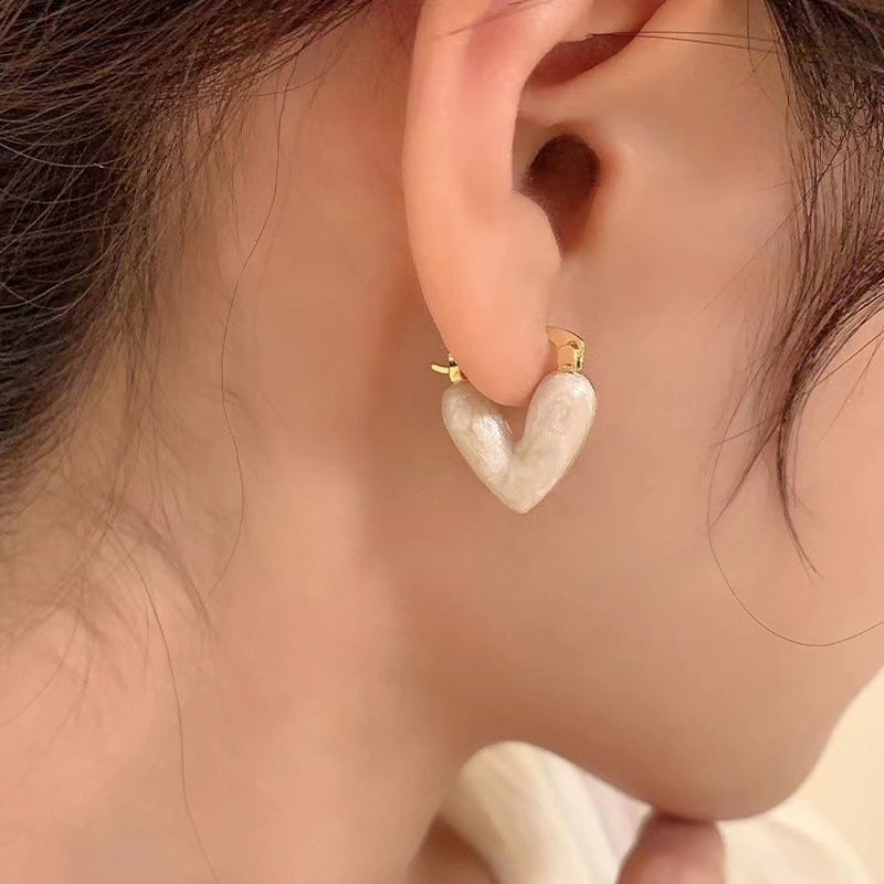 Boucles d’Oreilles “Heart Pop” – L’Amour au Bout des Oreilles