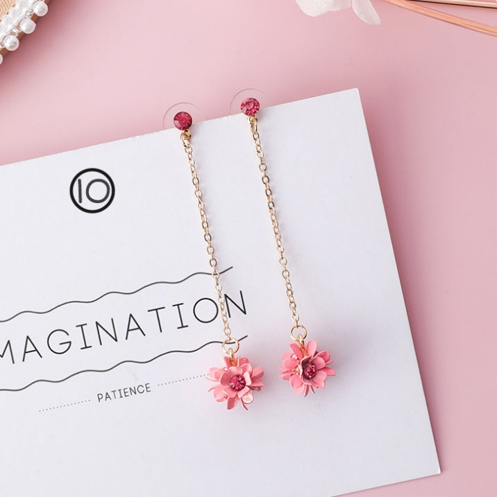 Boucles d’Oreilles “Fleur de Charme” – Élégance Florale & Tendance Coréenne