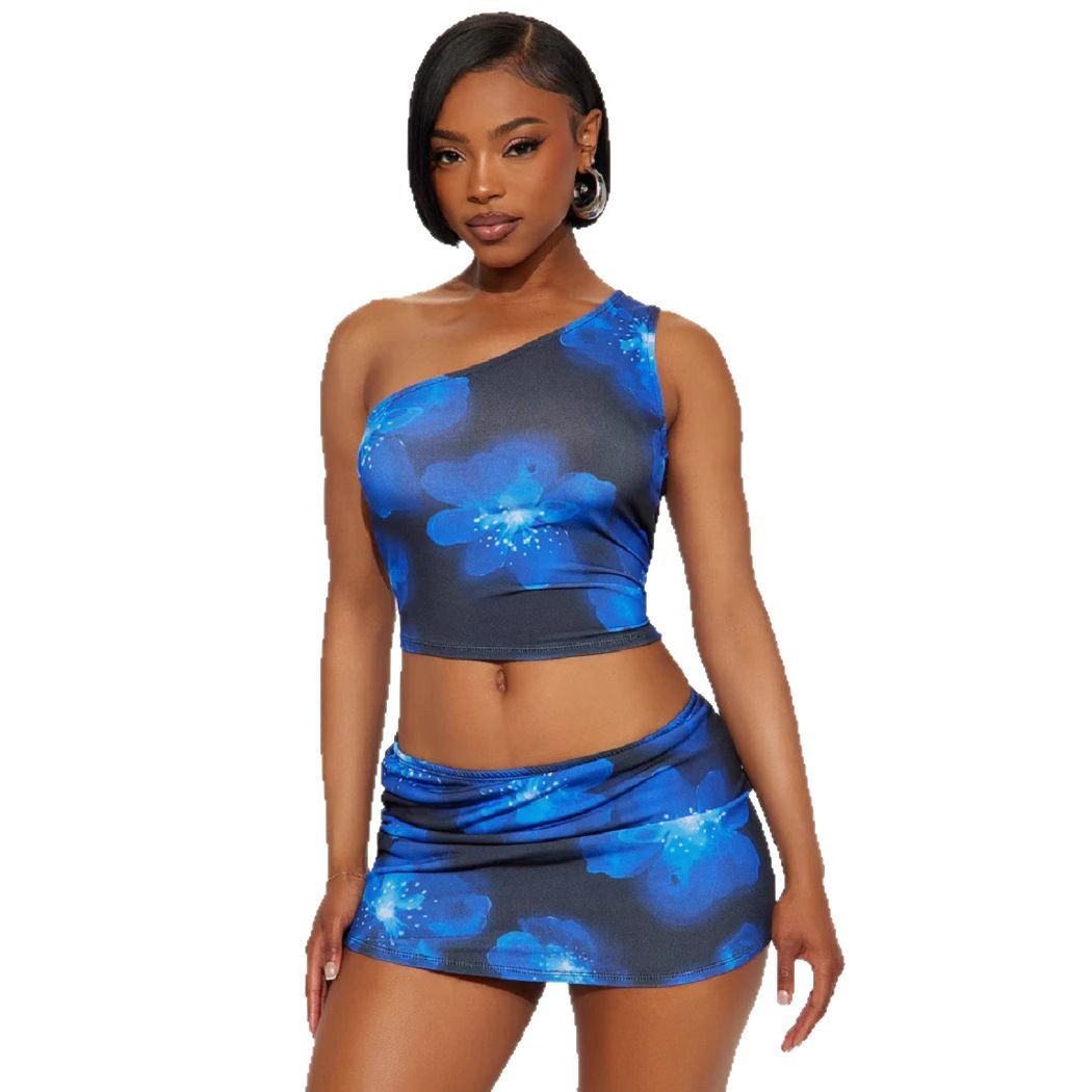Ensemble 2 Pièces – Top Asymétrique & Jupe Courte Imprimée