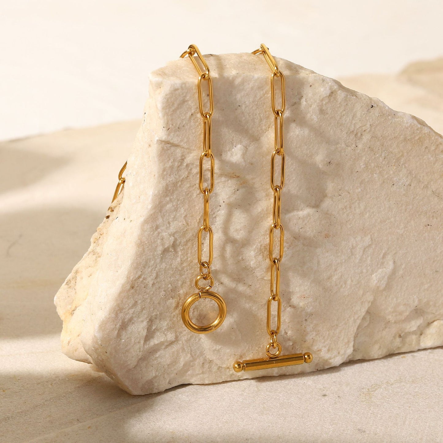 Collier “Golden Link” – Élégance Minimaliste & Esprit Tendance