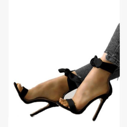 Sandales à Talons Hauts avec Nœud – Élégance & Séduction
