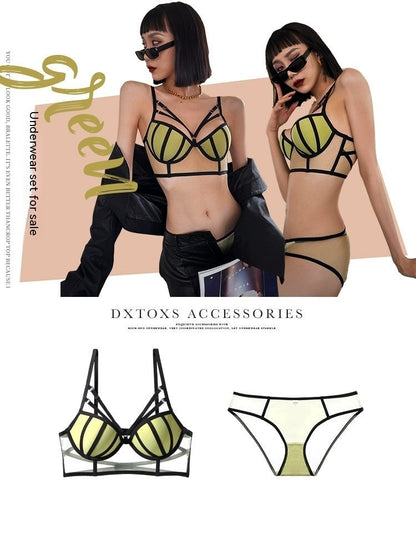 Ensemble lingerie “Strappy Illusion” – Moderne, sensuel, affirmé