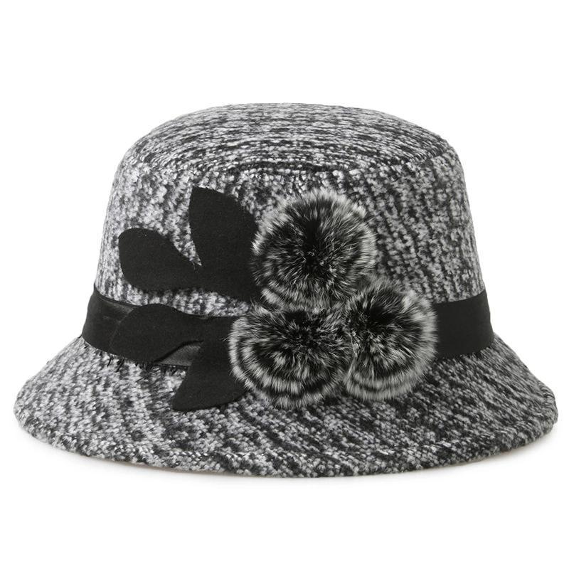 Chapeau“Fleur d’Hiver” – Élégance & Chaleur au Féminin
