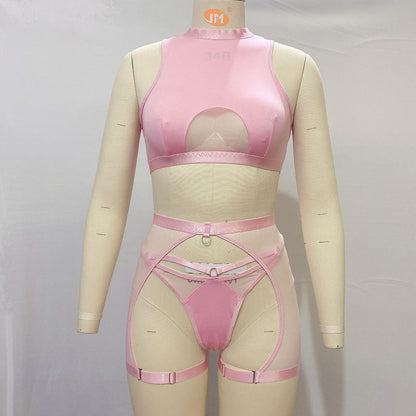 Ensemble “Éclat Rose” – Lingerie Audacieuse & Élégante