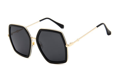Lunettes de Soleil “Hexa Chic” – Forme Géométrique & Élégance Moderne