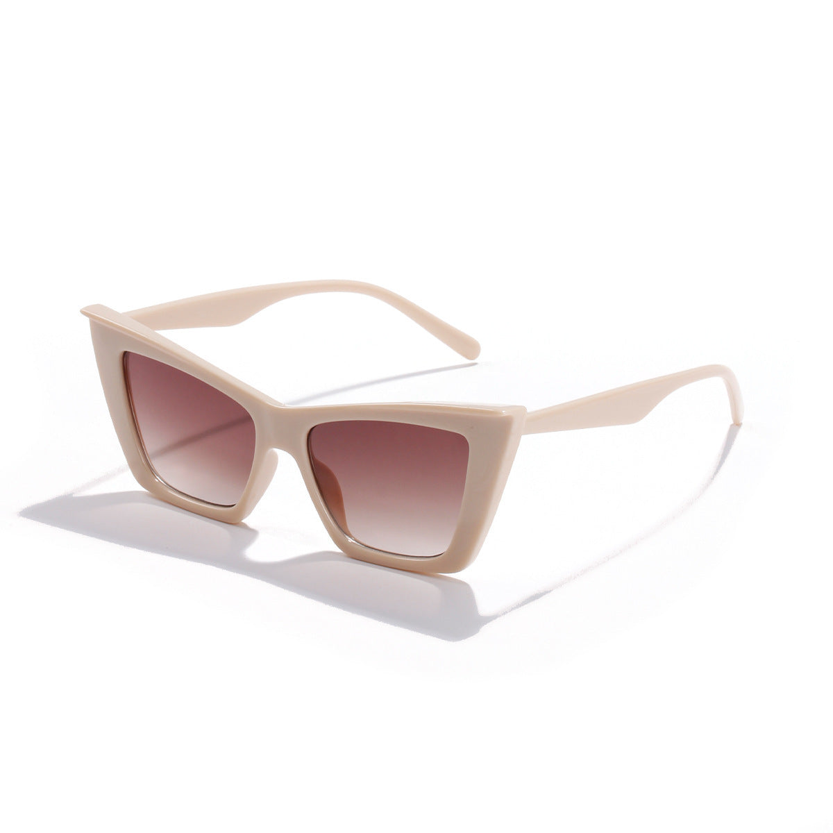 Lunettes “Triangle Cat Eye” – Look Féroce & Tendance Féminine