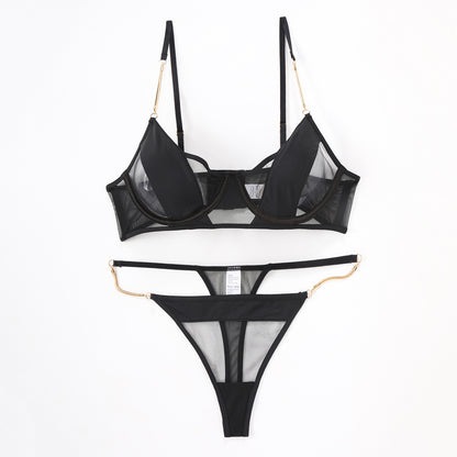 Ensemble lingerie “Éclat Noir” – Élégance & audace