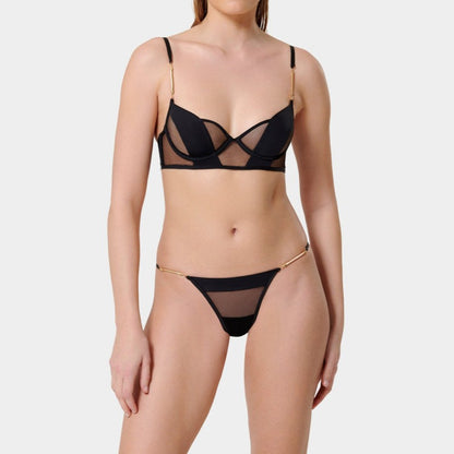 Ensemble lingerie “Éclat Noir” – Élégance & audace