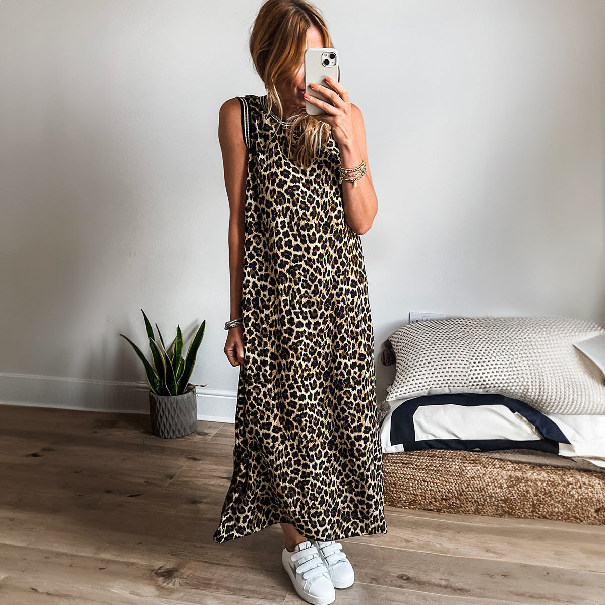 Robe Longue Sans Manches à Imprimé Léopard – Style Décontracté & Audacieux