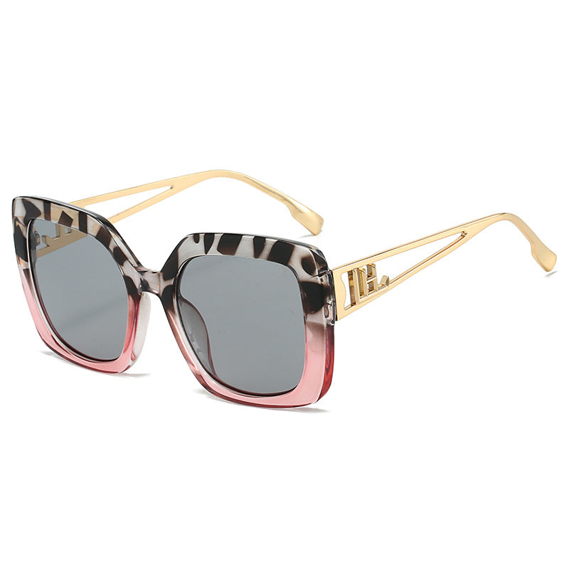 Lunettes de Soleil “Square Icon” – Style Audacieux & Élégance Assurée
