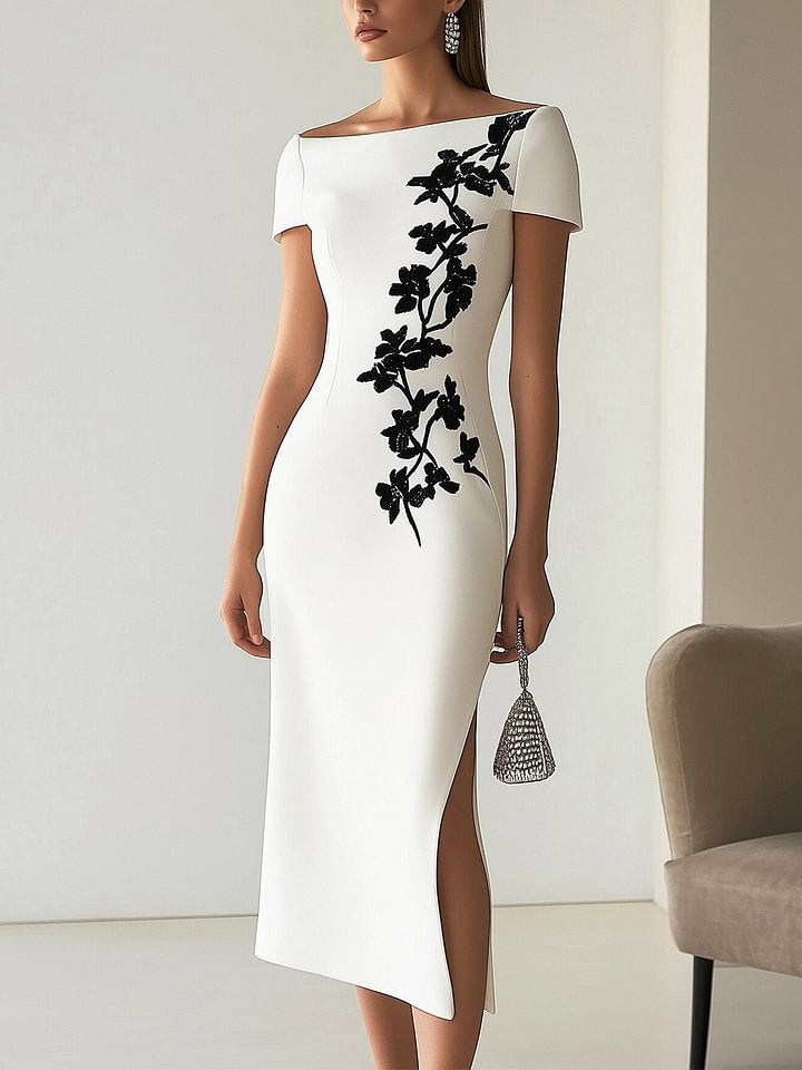 Robe Blanche Élégante à Épaules Dénudées – Imprimé Floral Digital Chic