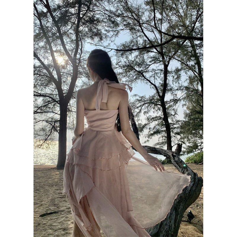 Robe Longue d’Été Dos Nu – Élégance Bohème en Bord de Mer