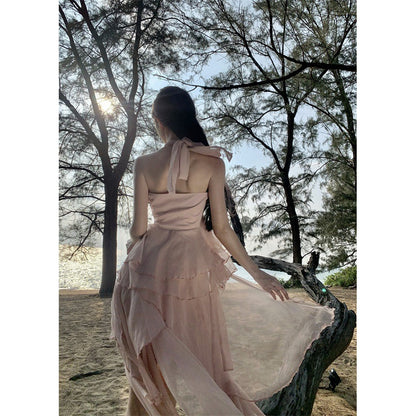 Robe Longue d’Été Dos Nu – Élégance Bohème en Bord de Mer