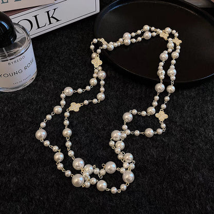 Collier “Perles d’Élégance” – Style Rétro & Charme Intemporel