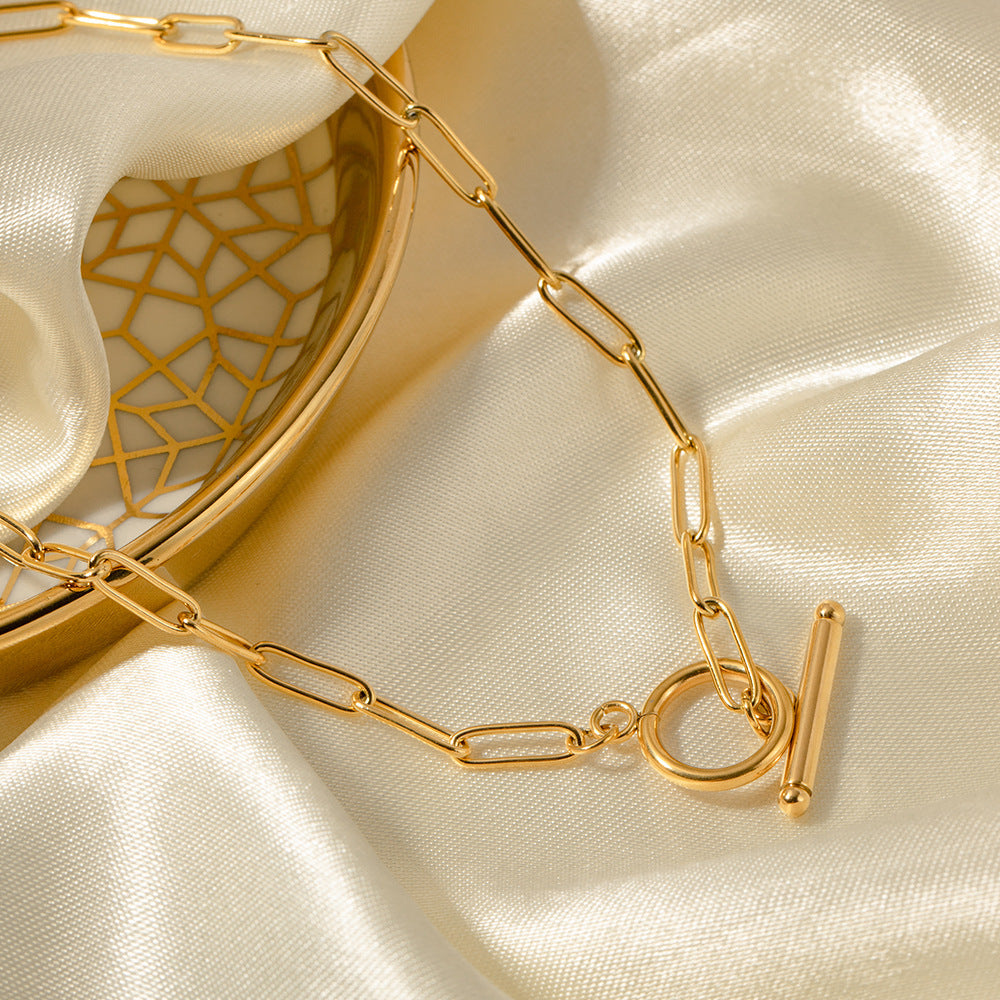 Collier “Golden Link” – Élégance Minimaliste & Esprit Tendance